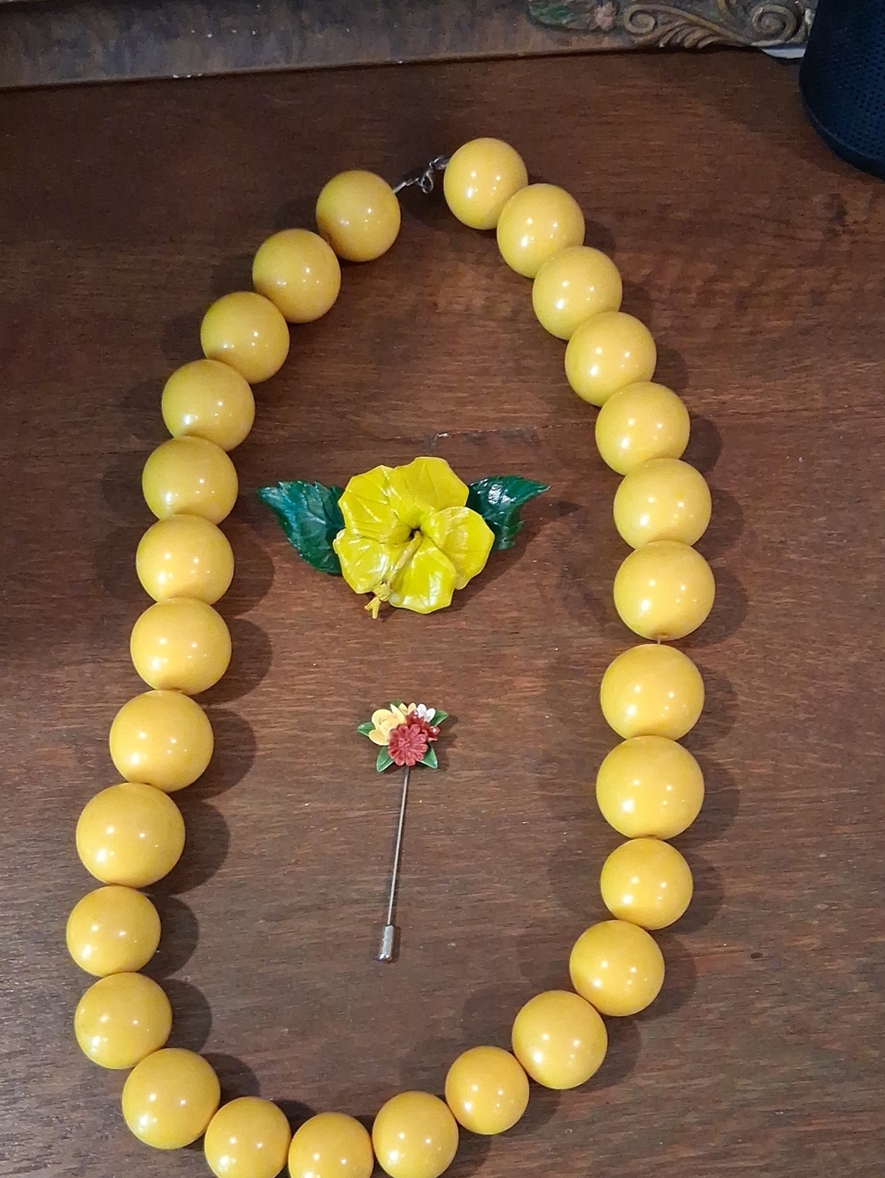 Yellow Bead Statement Necklace READ